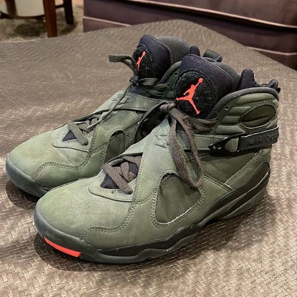 Mens air Jordan’s - Picture 1 of 4